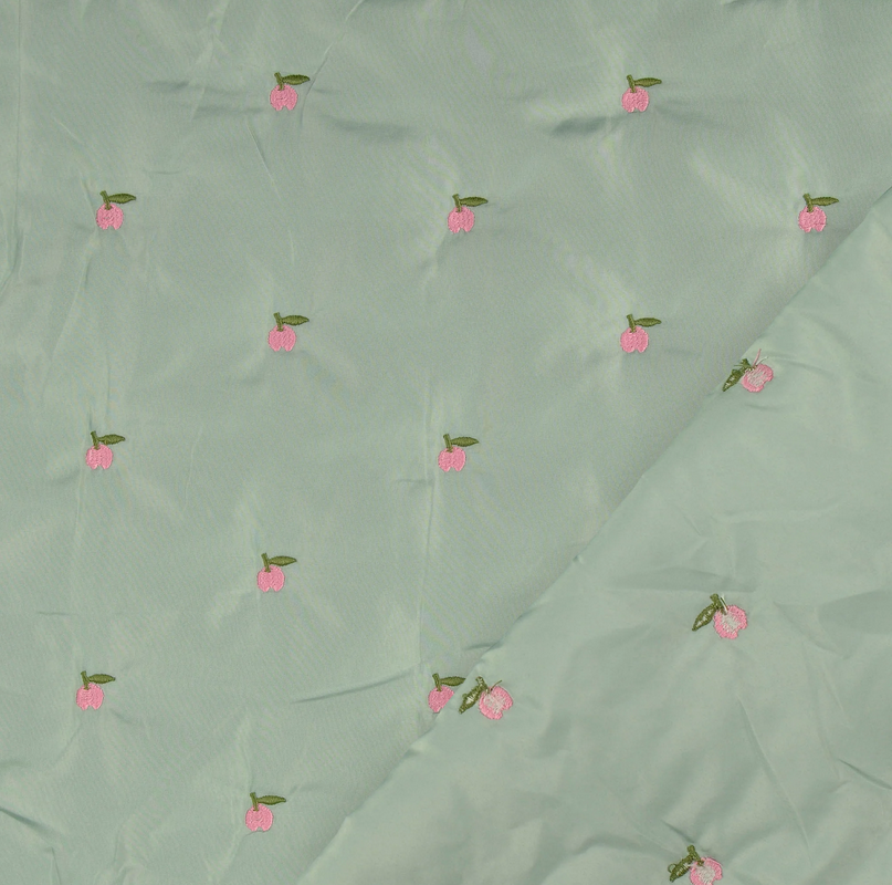 Matelassé Broderie Apple Mint