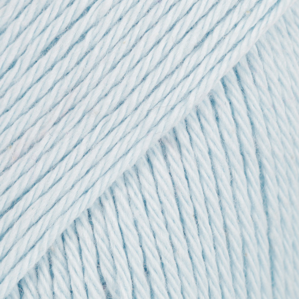 DROPS LOVES YOU 7 - 26 Lichtblauw