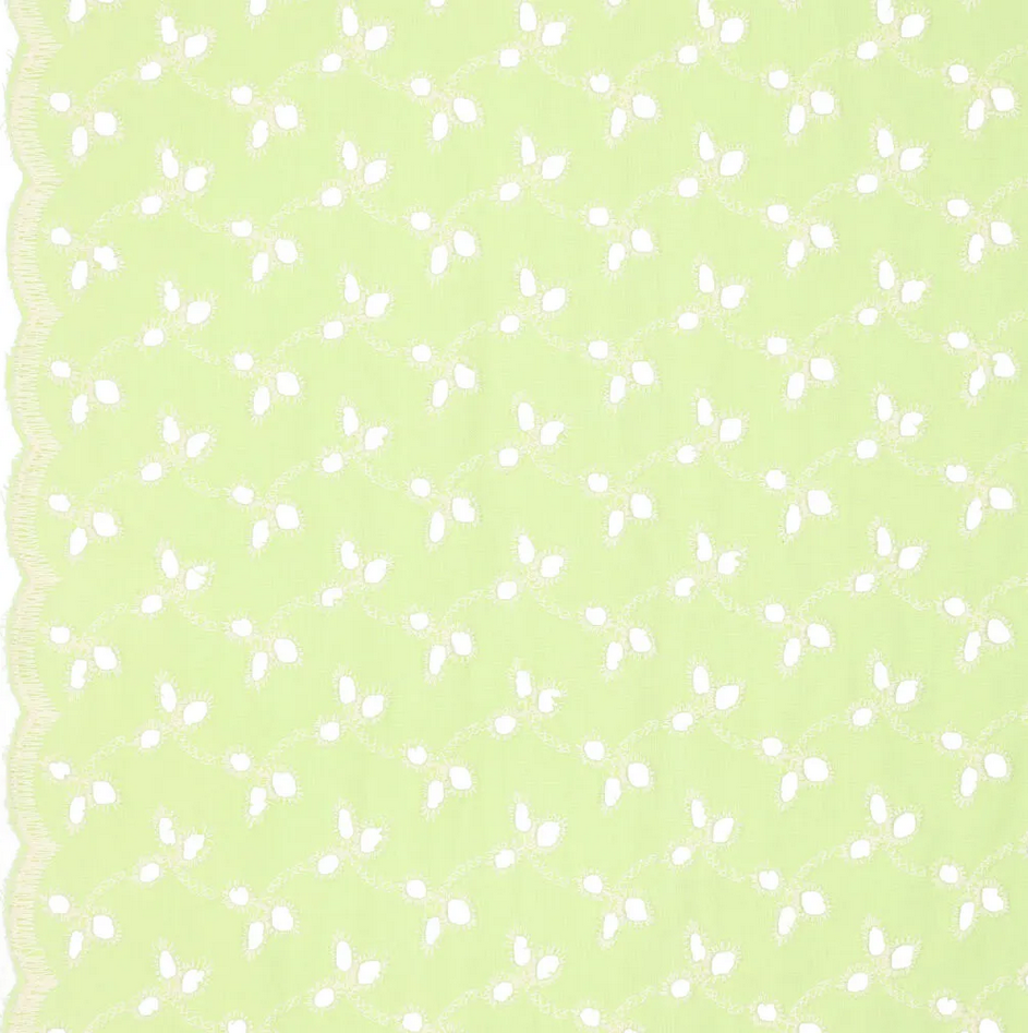 Broderie "Rosemary" 2 scallop Borders Light Green