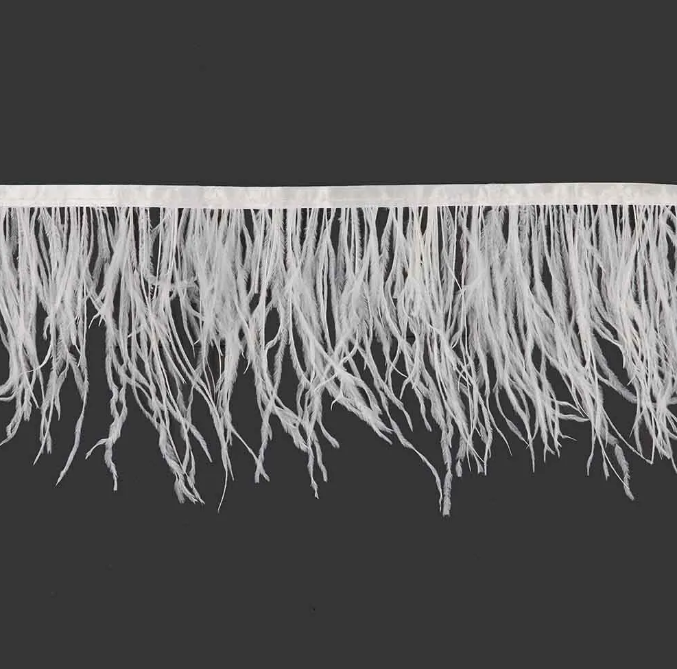 Band met struisvogel veren 12-15cm - wit
