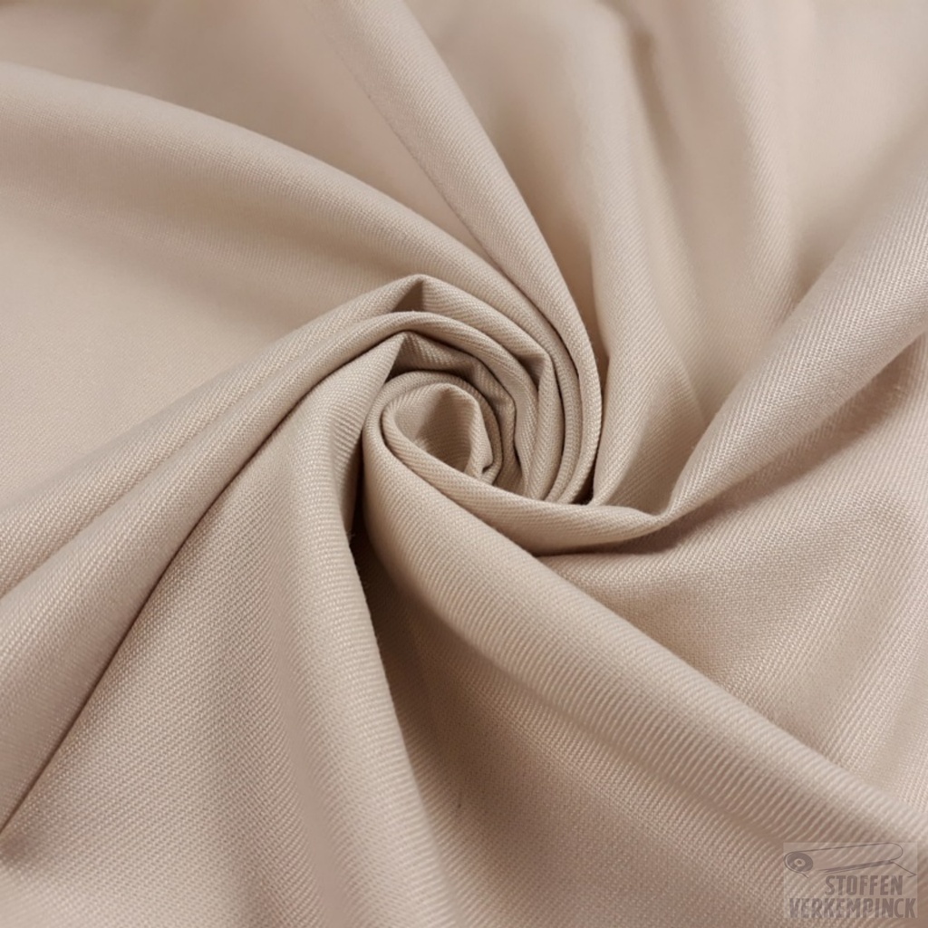 Effen Polyester 'Kely' Kleur 147