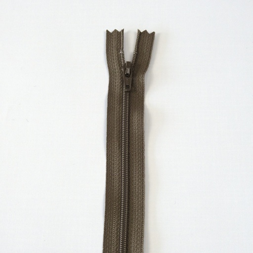 [CFC36 DAEP12-45-563] YKK Nylon spiraalrits niet deelbaar -45cm-Nougat