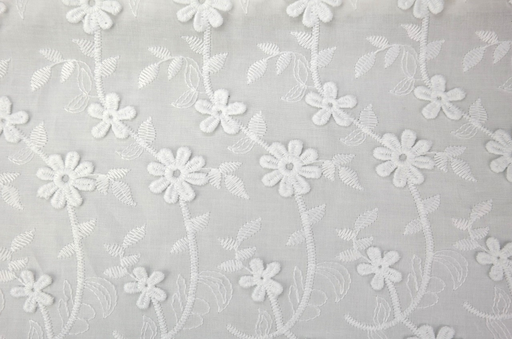 [ST-17690-02] Broderie Daisy 2 Schulpranden Wit