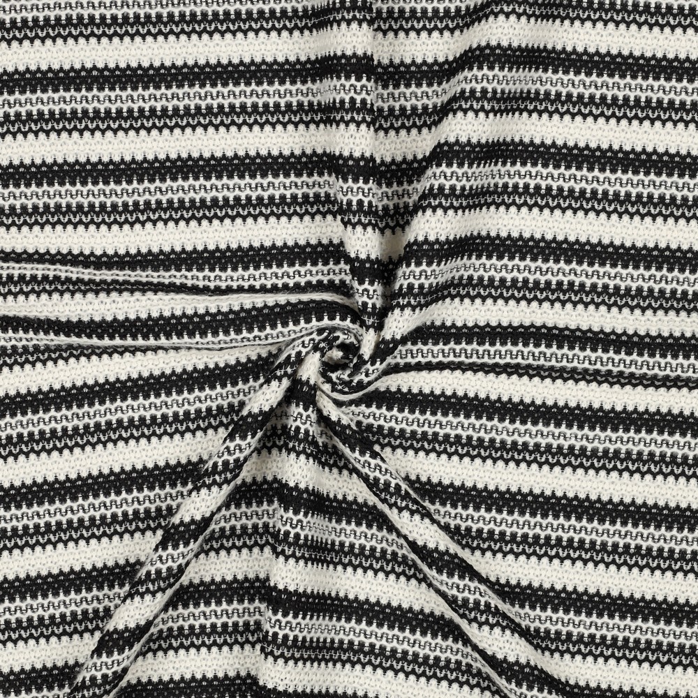 Knitted Crochet Black/Off White