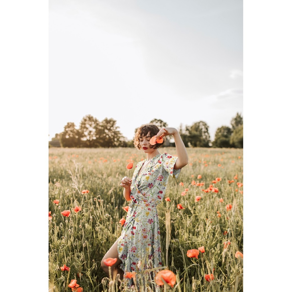 Viscose Radiance Digital Spring Flowers Crème