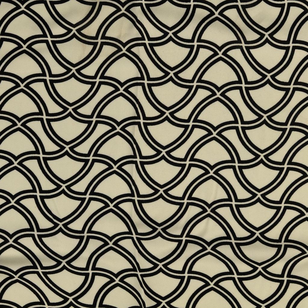 Viscose Twill Crossing Waves Offwhite