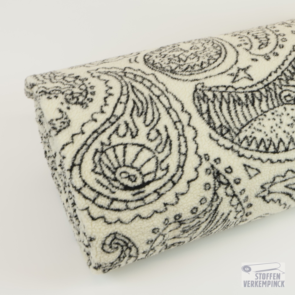 Jacquard Teddy Paisley Ecru/Black