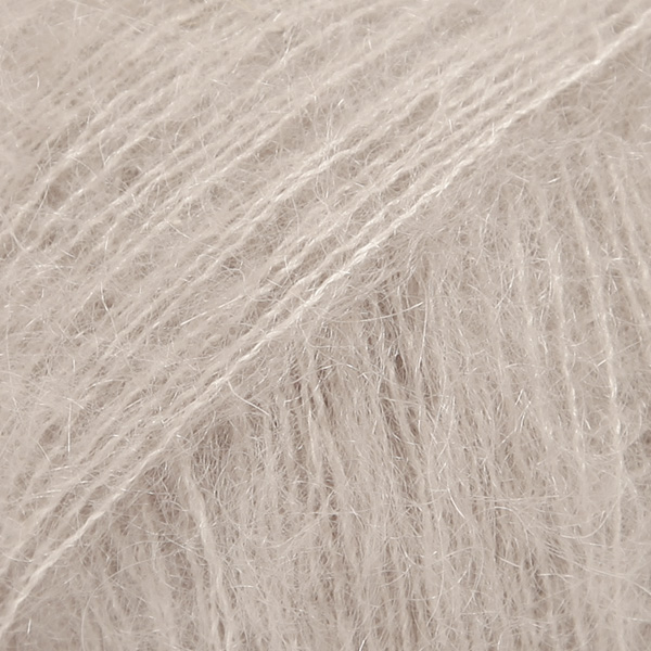 DROPS KID-SILK UNI COLOUR 20 light beige
