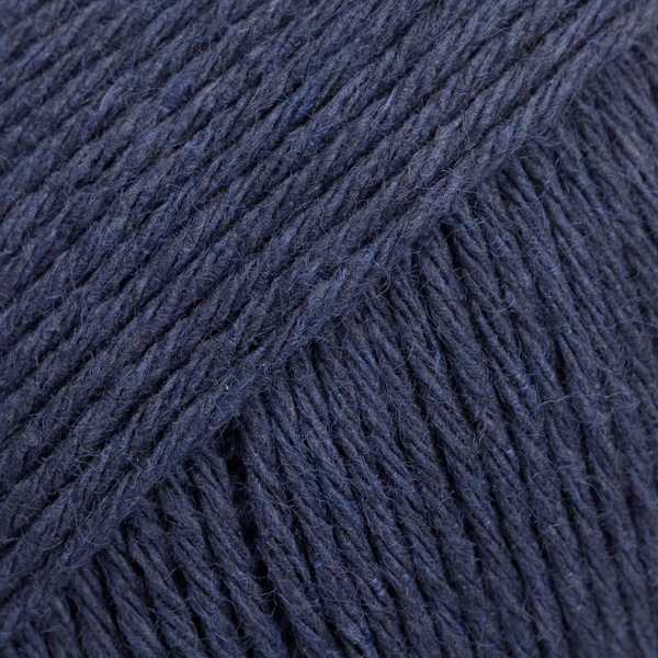 DROPS LOVES YOU 9 - marineblauw