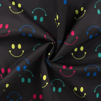 [QT-K65037-690] Softshell Digital Smile Black