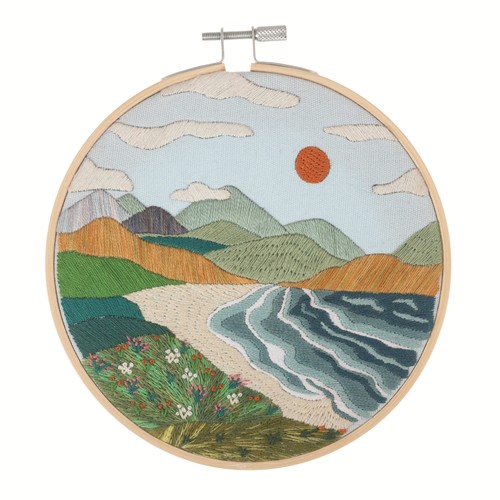 [DI-TCK063] Borduurpakket met borduurring 15cm Coast
